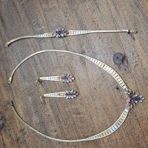 Elegant Tricolored Gold Set